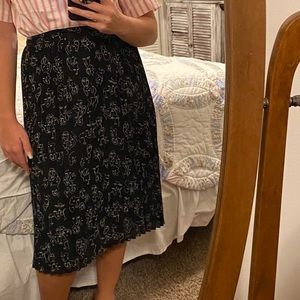 Target a new day brand pleated black skirt with abstract face print